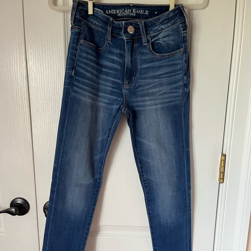 Dark Wash Hi-rise “The Dream Jean” American Eagle Jegging